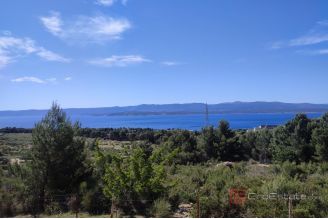 009 5512 30 Brac Land with legalized building and a sea view for sale