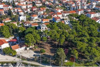 013 2013 258 Biograd na moru Land in touristic T1 zone for sale
