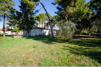 013 2013 258 Biograd na moru Land in touristic T1 zone for sale