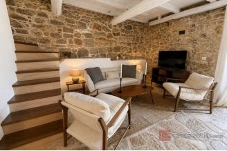 015 2056 12 Hvar charming stone house in a peaceful environment for sale