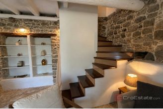 015 2056 12 Hvar charming stone house in a peaceful environment for sale