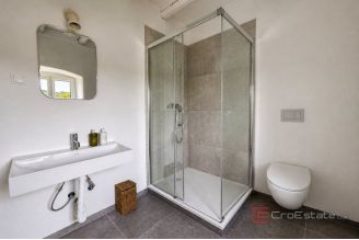 015 2056 12 Hvar charming stone house in a peaceful environment for sale