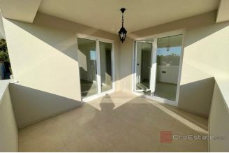 014 1023 67 Krk modern villa with heated pool for sale