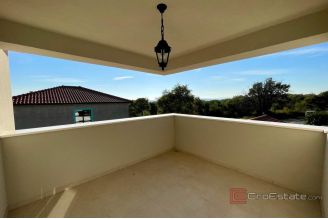 014 1023 67 Krk modern villa with heated pool for sale