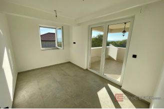 014 1023 67 Krk modern villa with heated pool for sale