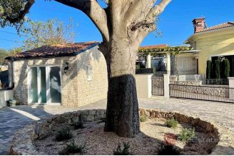 014 1023 67 Krk modern villa with heated pool for sale