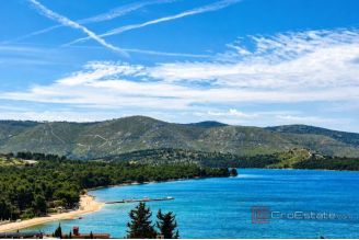 017 2031 256 primosten luxury villa with modern design and swimming pool for sale