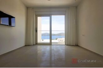 017 2031 256 primosten luxury villa with modern design and swimming pool for sale