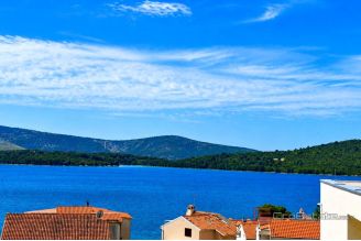 017 2031 256 primosten luxury villa with modern design and swimming pool for sale