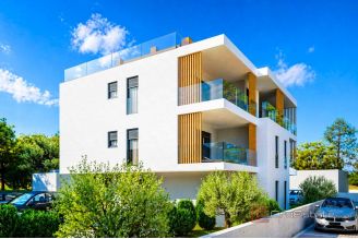 011 2021 430a vodice modern apartment with roof terrace for sale