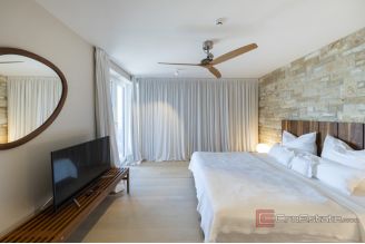020 1033 01 Zadar designer villa in a prime seafront location for sale