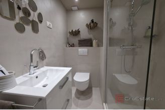 010 2061 10 kastela modern duplex apartment first row to the sea for sale