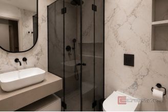 013 2056 13 Split Meje exclusive apartment with sea view for rent