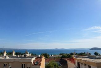 013 2056 13 Split Meje exclusive apartment with sea view for rent