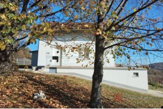 010 5516 30 Karlovac Detached house within a nature park for sale