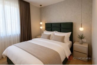 012 2056 14 Split Meje exclusive apartment in a prime location for sale