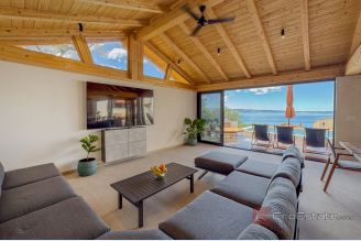 001 2056 15 Omis spacious villa with swimming pool for sale