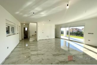 013 1023 69 Krk modern house with pool in a quiet location for sale