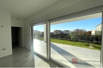 013 1023 69 Krk modern house with pool in a quiet location for sale
