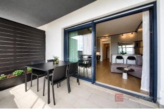006 1023 70 Krk modern apartment with sea view for sale