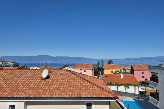 001 1021 57 Krk modern apartment with additional apartment for sale