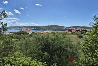 006 2057 40 Trogir building plot in a desirable location with a sea view for sale