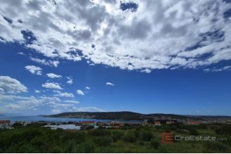 006 2057 40 Trogir building plot in a desirable location with a sea view for sale