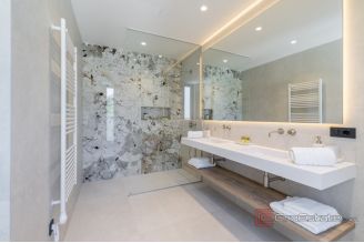 020 2013 260 Split area Luxury villa with panoramic sea view for sale