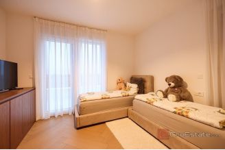 012 1033 03 Zadar area modern villa with pool and sea view for sale