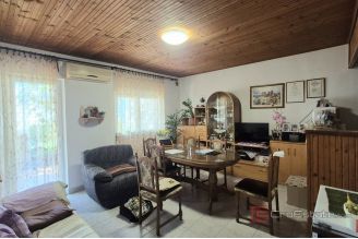 011 2047 131 Split Mejasi House with three apartments for sale