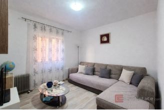 011 2047 131 Split Mejasi House with three apartments for sale