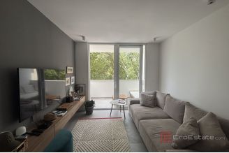 017 2035 384 Split Plokite Modern two bedroom apartment for rent