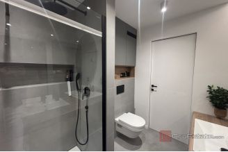017 2035 384 Split Plokite Modern two bedroom apartment for rent