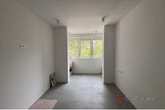 017 2035 384 Split Plokite Modern two bedroom apartment for rent