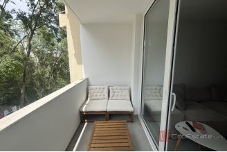 017 2035 384 Split Plokite Modern two bedroom apartment for rent