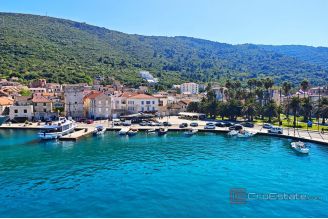 009 2051 70 island vis land with building permit for modern villa for sale