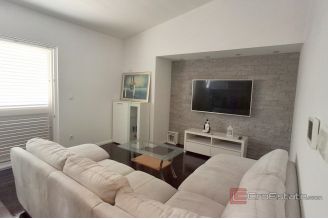 019 2031 259 solin family house with two apartments for sale