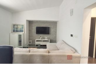 019 2031 259 solin family house with two apartments for sale