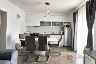 019 2031 259 solin family house with two apartments for sale