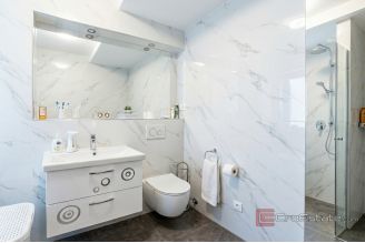 019 2031 259 solin family house with two apartments for sale
