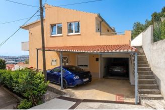 019 2031 259 solin family house with two apartments for sale