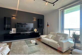 012 5520 30 Split Spinut Exclusive apartment with panoramic sea view for rent
