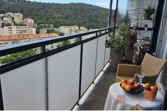 012 5520 30 Split Spinut Exclusive apartment with panoramic sea view for rent