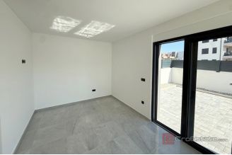 009 2058 06 sibenik modern apartment with yard for sale