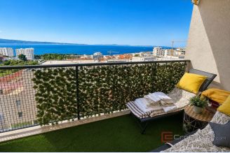 001 2022 497 Split two bedroom apartment with sea view for sale