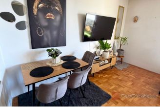 011 2022 497 Split two bedroom apartment with sea view for sale