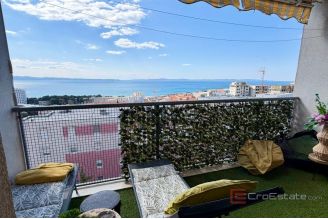011 2022 497 Split two bedroom apartment with sea view for sale
