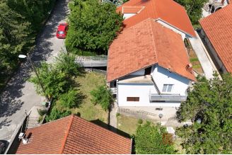010 2052 125 Sinj house in nature for sale