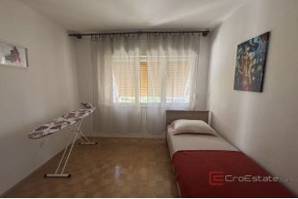 013 5522 30 Two bedroom apartment with a sea view for rent