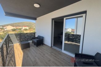 013 2035 386 Modern two bedroom apartment for rent